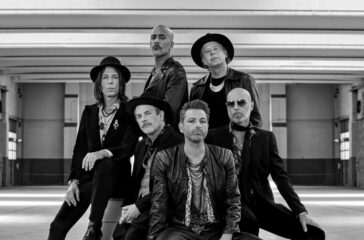 Black_pyramid_Foto_Johan Tholson